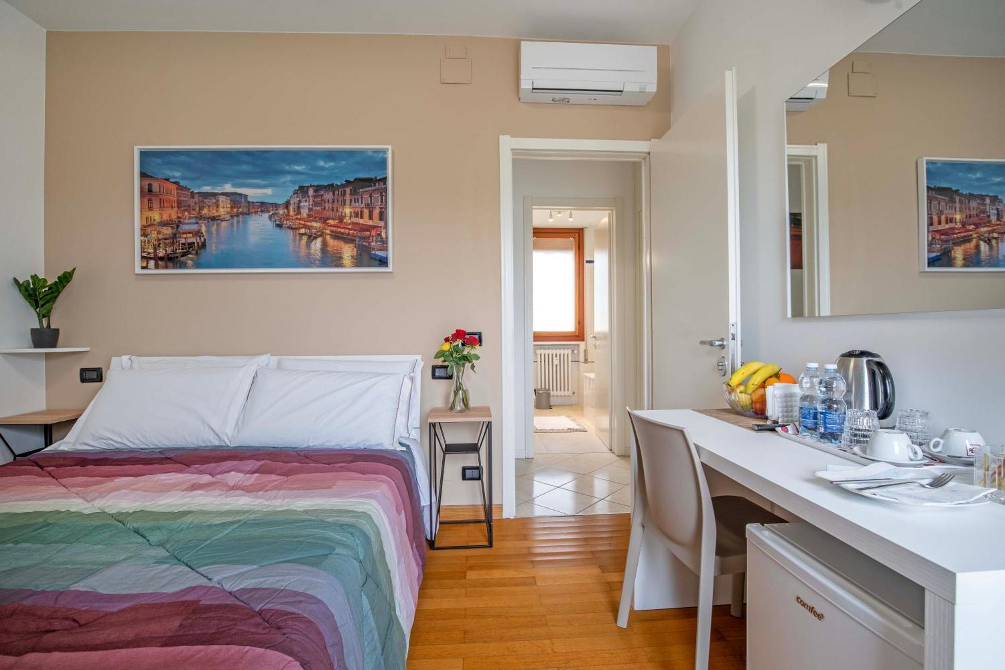 Venice Friends Residence Местре Экстерьер фото